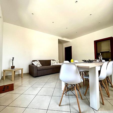 Summer Breeze Apartment - Avola Bagian luar foto