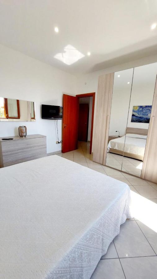 Summer Breeze Apartment - Avola Bagian luar foto